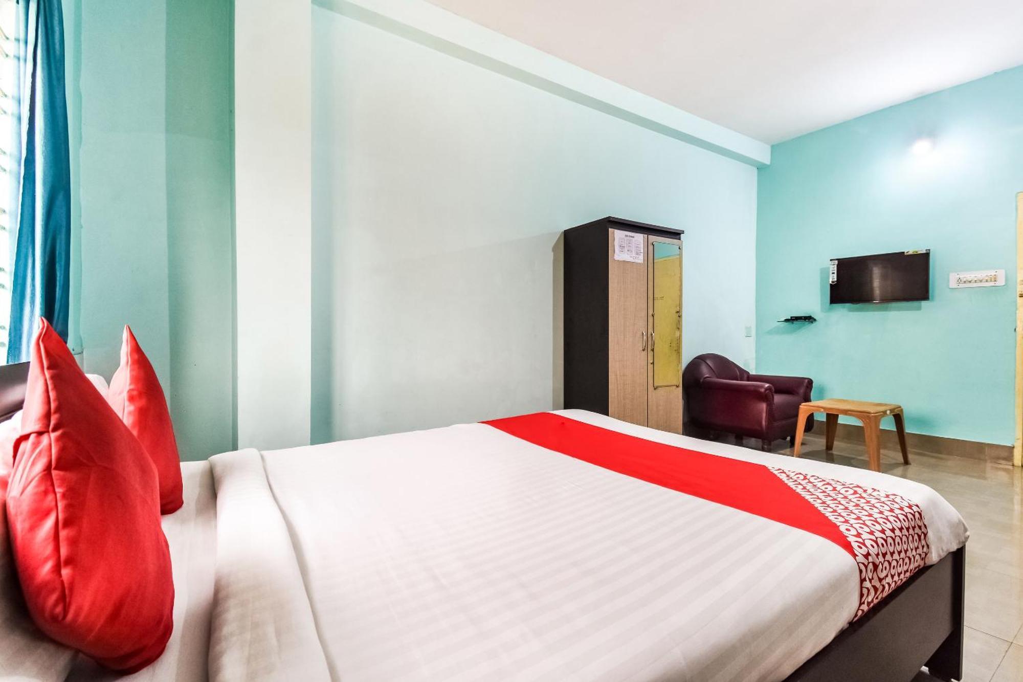 โอโย 48557 ดีที ไลท์ Hotel บูบันเนสชวาร์ ภายนอก รูปภาพ